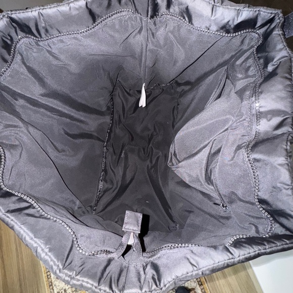 Rare Beauty Puffer Tote Bag - Picture 2 of 2